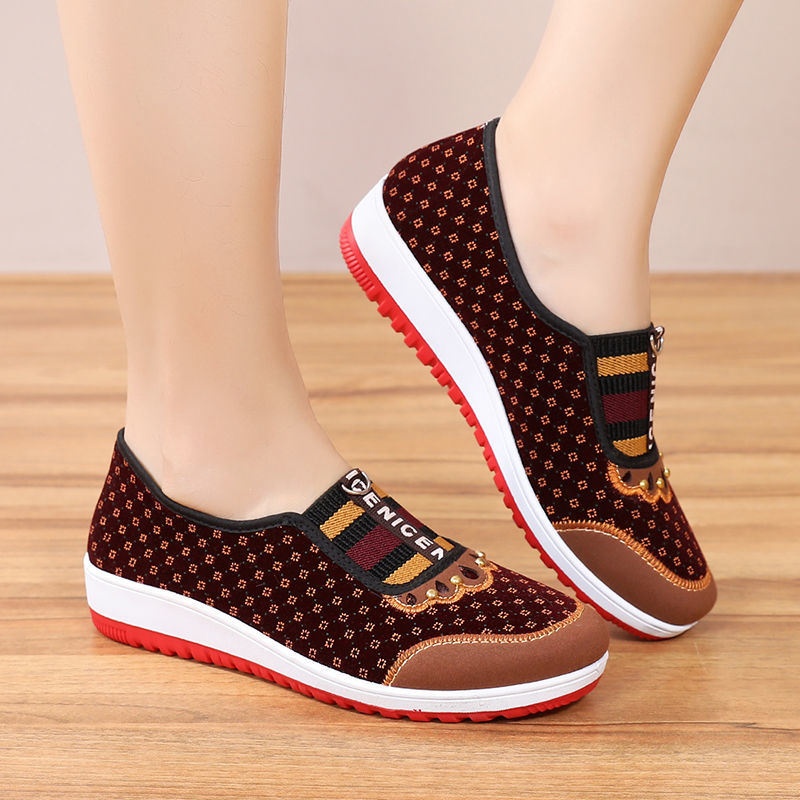 New Style Old Beijing Cloth Shoes Women's Soft Bottom Non-Slip Middle-aged Leisure Cloth  Flat Bottom Mom Shoes Female Shoes