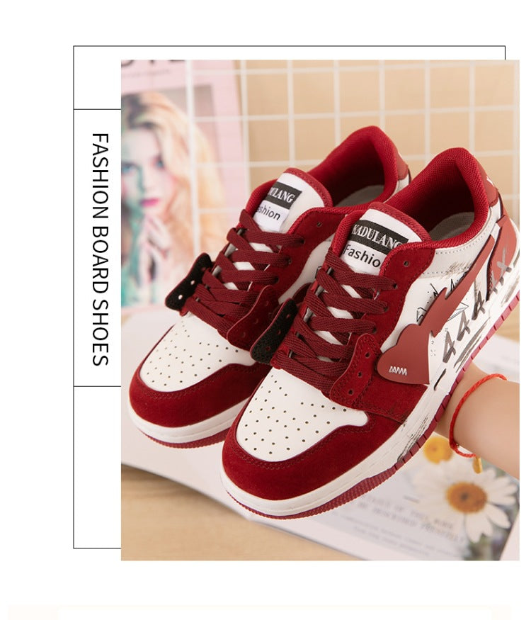 Retro Love Made Old Skateboard Shoes Small Design Wine Red Men and Women Sports Fashion Shoes