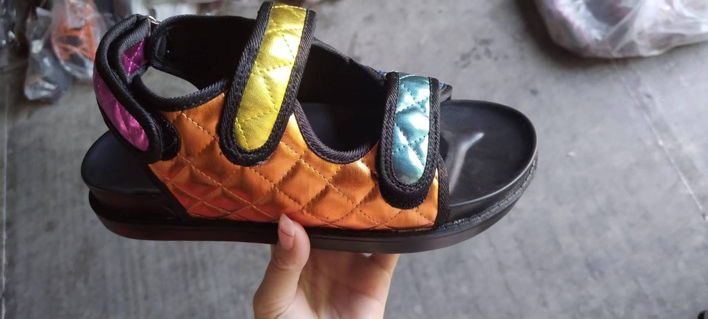 Sandalias de playa con suela gruesa y coloridas grandes para mujer, estilo europeo y americano, con velcro, pequeñas y fragantes cabezas redondas