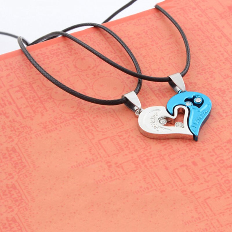 1 par de collares con colgante de corazón con la palabra "te amo" para parejas, joyería unisex para parejas, accesorios de regalo de moda