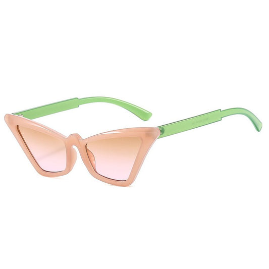 New Cat Eye Jelly Color Sunglasses Women Fashion Clear Gradient Lens Eyewear Vintage Trending Sun Glasses Men Shades UV400