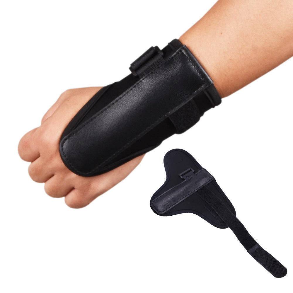 Golf swing wrist protector fixator for beginners' practice supplies to prevent wrist flipping and correct straps during swing