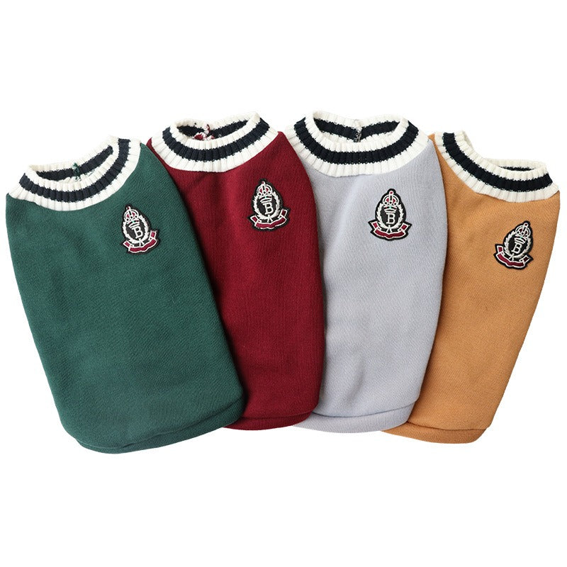 Ropa para mascotas Otoño e invierno Nuevo estilo Chaleco de punto Chaleco de estilo universitario con cuello en V Ropa de perro de moda Bomei