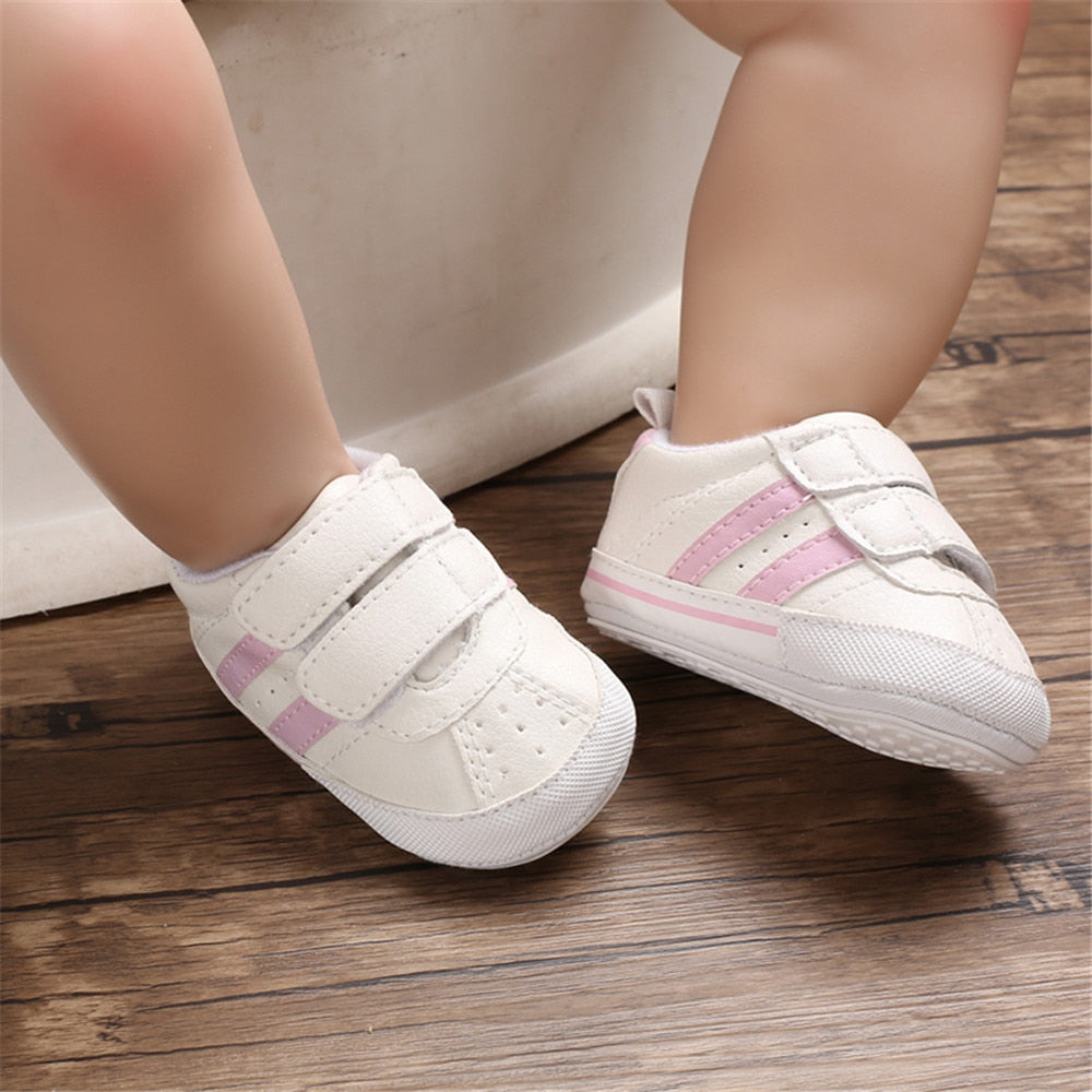 Zapatillas de deporte de suela blanda con velcro para bebés de 0 a 18 meses, zapatos de cuna para bebés y niñas, zapatos deportivos antideslizantes de cuero