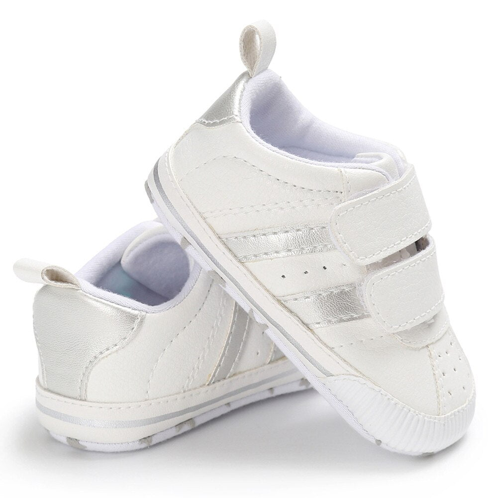 Zapatillas de deporte de suela blanda con velcro para bebés de 0 a 18 meses, zapatos de cuna para bebés y niñas, zapatos deportivos antideslizantes de cuero