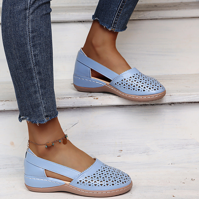 Hole Shoes New Summer Fashion Shoes Round Toe Wedge Heel Large Size Flat Women's Sandals