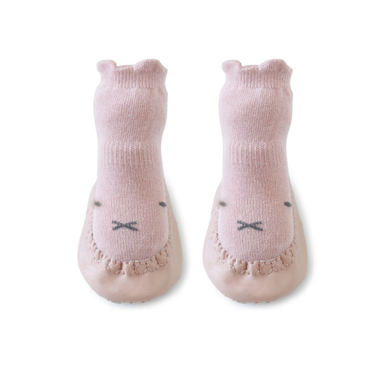 Zapatos y calcetines de bebé con suela suave y tubo medio para evitar que se deslicen al estilo coreano, calcetines de dibujos animados súper lindos para bebés y niños pequeños