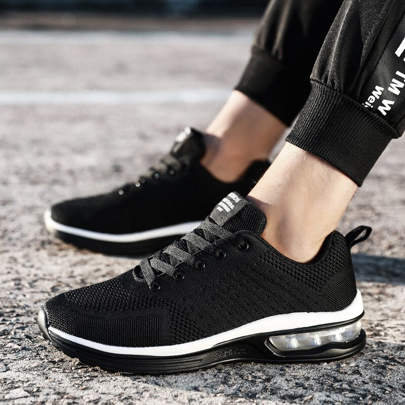 Men Running Shoes Breathable Lightweight Running Sneakers Women Flats Sports Shoes Air Cushioning Athtetic Gym Couple Shoes