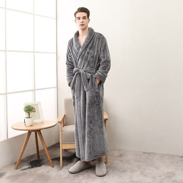 Winter Male Femlae Bathrobe Flannel Thick Robe Long Sleeve Soft Warm Bathrobe Men Women Home Wear Gown Robes Dressing Gown