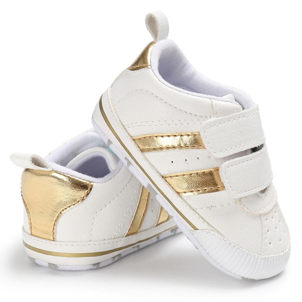 Zapatillas de deporte de suela blanda con velcro para bebés de 0 a 18 meses, zapatos de cuna para bebés y niñas, zapatos deportivos antideslizantes de cuero