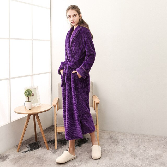 Winter Male Femlae Bathrobe Flannel Thick Robe Long Sleeve Soft Warm Bathrobe Men Women Home Wear Gown Robes Dressing Gown