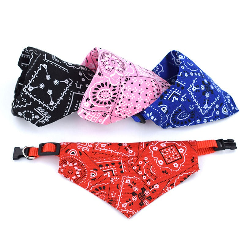 Toalla para bozal para mascotas Toalla triangular retráctil Collar Toalla para bozal triangular impresa Suministros para mascotas